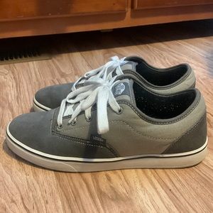 Vans velvet tops, men’s size 9.5